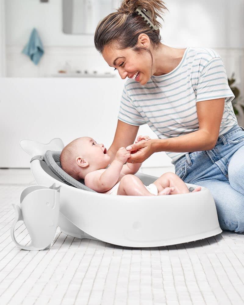imageSkip Hop Baby Bath Rinse Cup MOBY TearFree Waterfall Rinser Blue Age 0Moby Rinser White